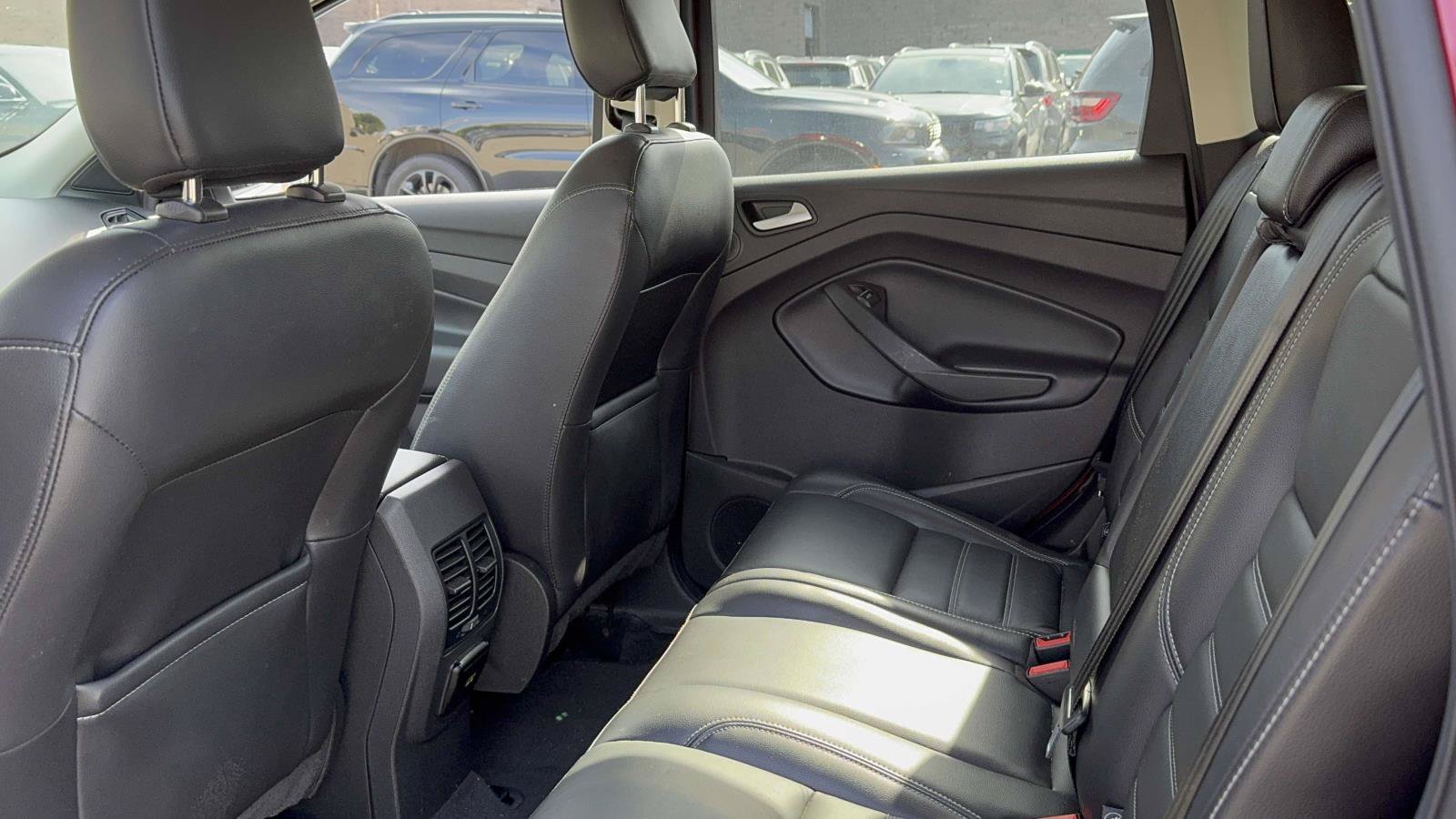 Used 2019 Ford Escape Titanium AWD/4WD image 30