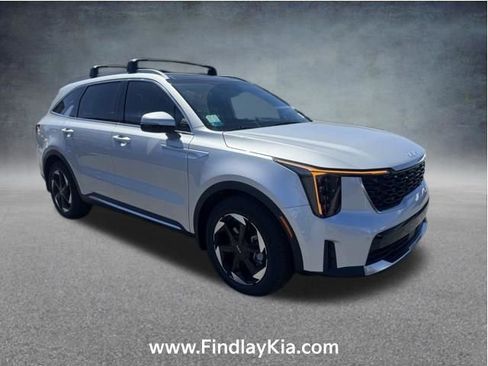 Certified 2025 Kia Sorento EX w/ EX Panoramic Sunroof Package image 2