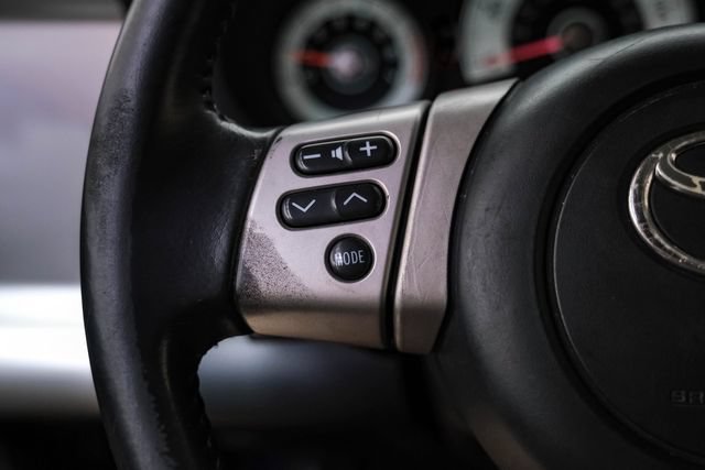 Used 2010 Toyota FJ Cruiser 4WD image 18