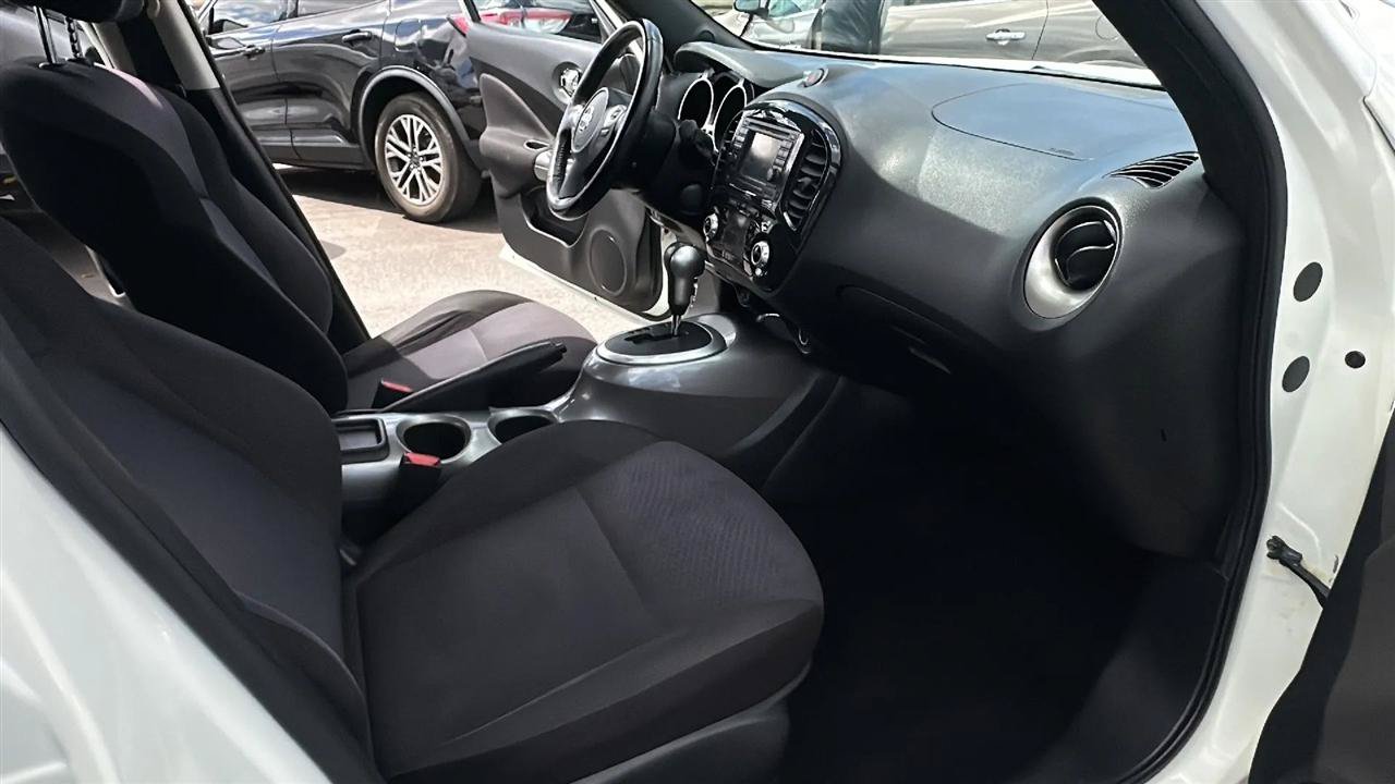 Used 2012 Nissan Juke SV AWD/4WD image 33