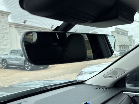 New 2026 Mitsubishi Outlander AWD image 23