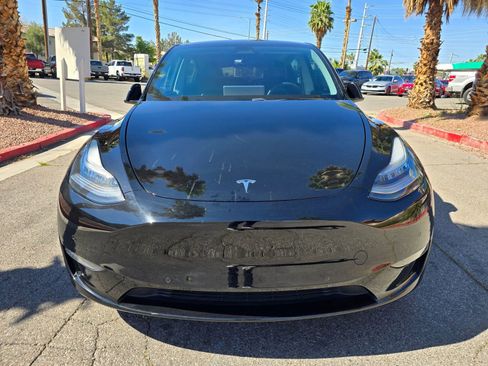 Used 2020 Tesla Model Y Long Range image 2