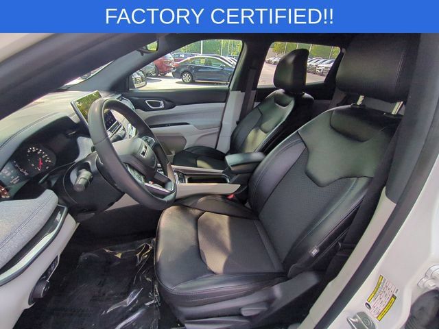 Certified 2024 Jeep Compass Latitude AWD/4WD image 16