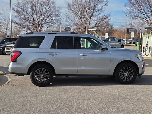 Used 2020 Ford Expedition Limited image 6