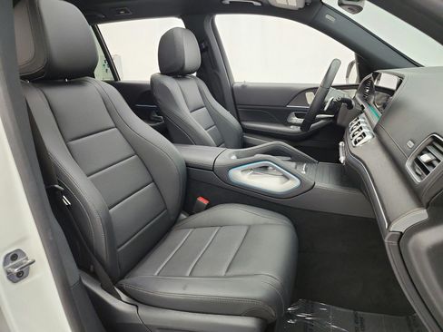 Certified 2023 Mercedes-Benz GLS 450 4MATIC image 20