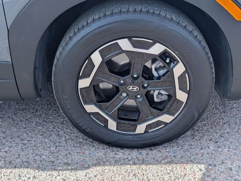 Used 2025 Hyundai Santa Fe SEL image 9