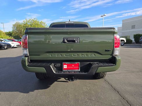 Certified 2022 Toyota Tacoma TRD Sport image 14