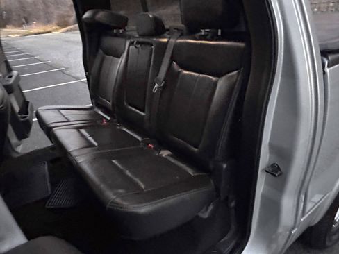 Used 2013 Ford F150 Lariat w/ Lariat Chrome Pkg image 23