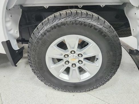 Used 2025 Chevrolet Silverado 1500 LT w/ Work Truck Package AWD/4WD image 50