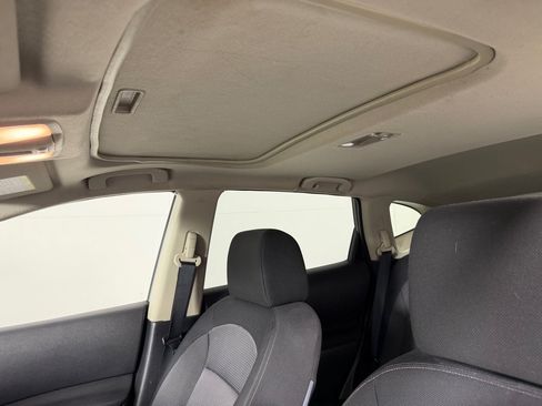 Used 2011 Nissan Rogue SV w/ Premium Pkg AWD/4WD image 14