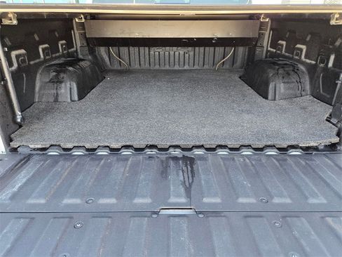 Used 2024 GMC Sierra 1500 AT4 w/ Technology Package image 29