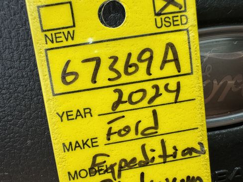 Used 2024 Ford Expedition Max Platinum image 23