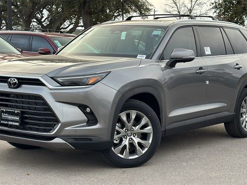 New 2026 Toyota Grand Highlander Limited image 35