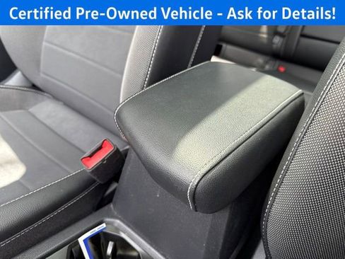 Certified 2022 Volkswagen Taos SE w/ Panoramic Sunroof Package AWD/4WD image 16