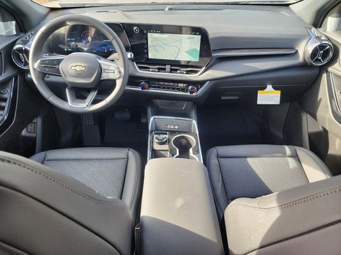 New 2026 Chevrolet Equinox LT w/ Convenience Package II image 18