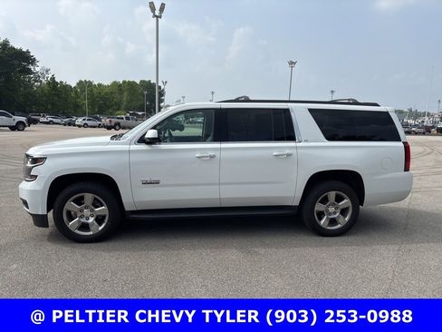 Used 2019 Chevrolet Suburban LT w/ Texas Edition Package RWD image 4