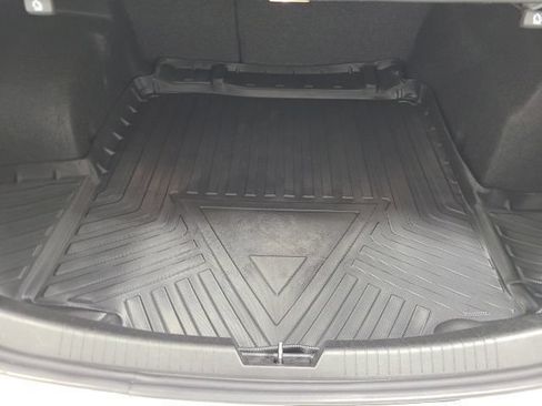 Used 2022 Chevrolet Malibu LS FWD image 32