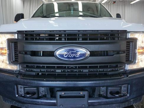 Used 2018 Ford F350 XL w/ Power Equipment Group image 3