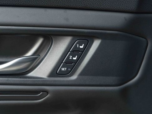 Used 2025 Honda Accord Touring image 38