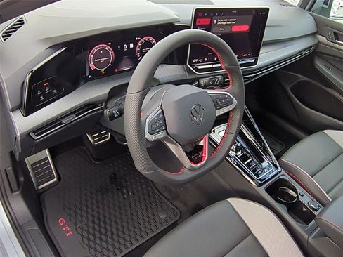 New 2026 Volkswagen GTI SE FWD image 9
