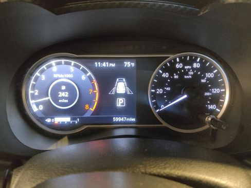 Used 2022 Nissan Versa SR w/ Convenience Package FWD image 23