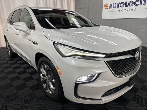 Used 2022 Buick Enclave Avenir w/ Avenir Technology Package image 3