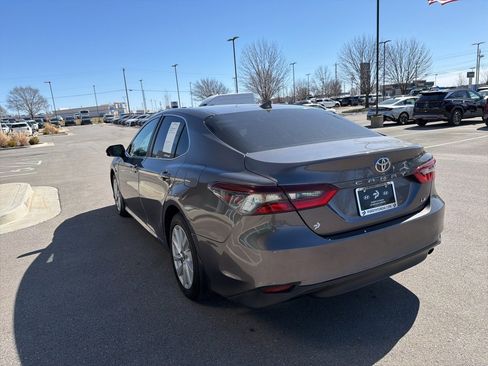 Used 2024 Toyota Camry LE image 7