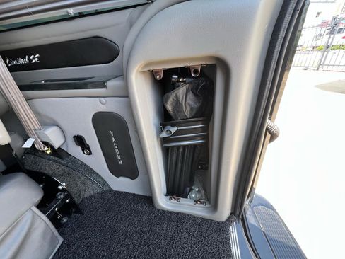 Used 2016 Chevrolet Express 2500 RWD image 67