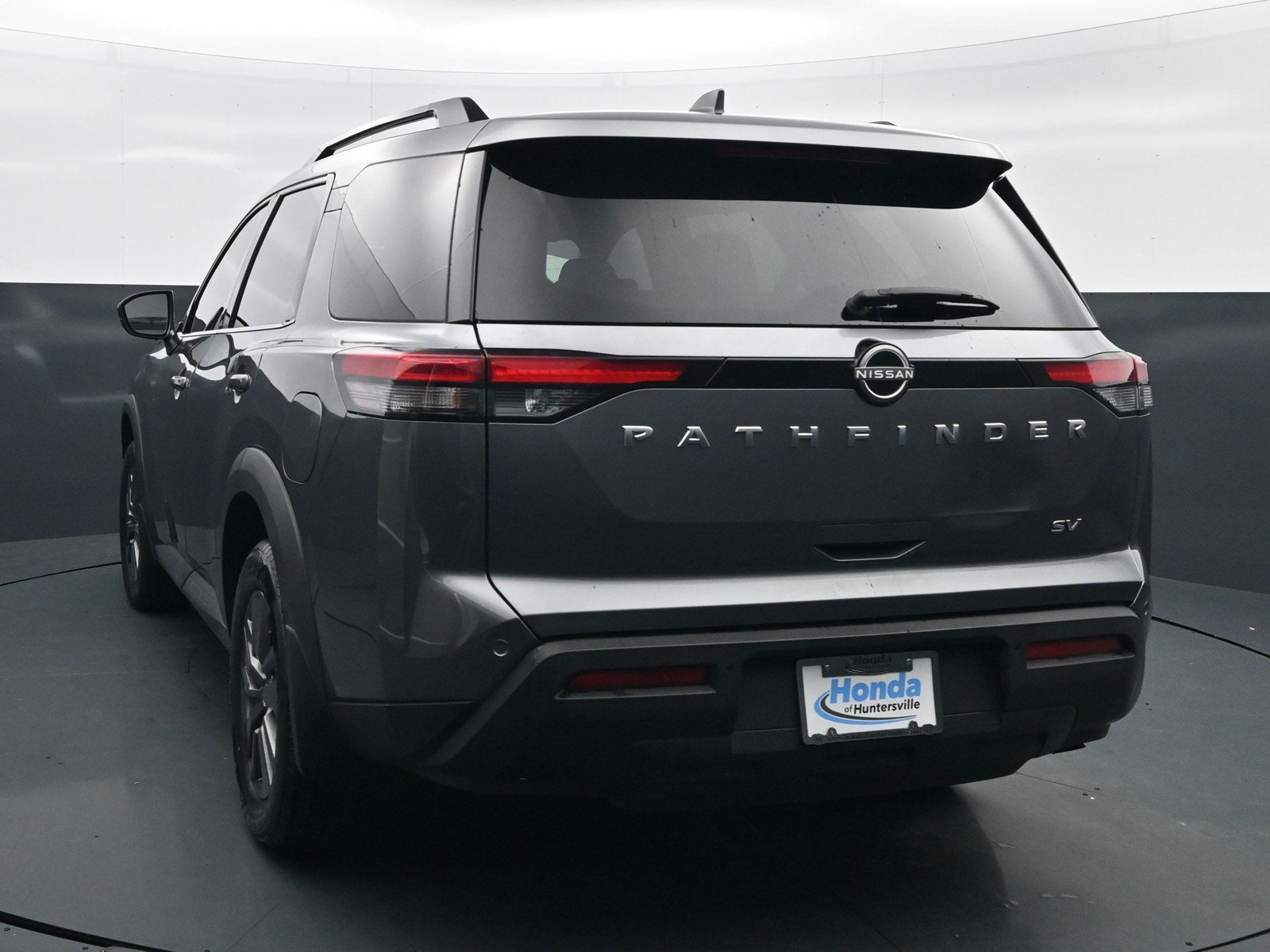 Used 2024 Nissan Pathfinder SV FWD image 5