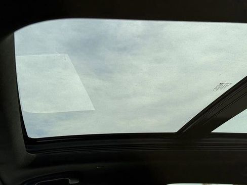 Used 2022 Cadillac XT5 Premium Luxury w/ LPO, Floor Liner Package image 29