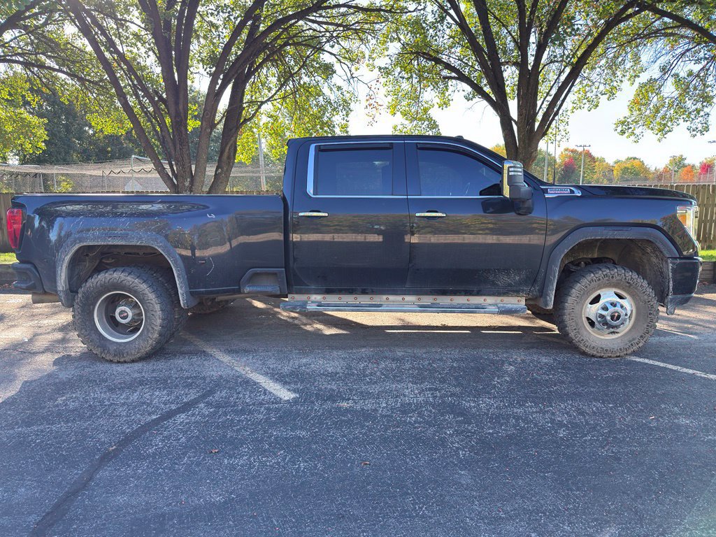 Used 2023 GMC Sierra 3500 Denali w/ Denali Ultimate Package AWD/4WD image 8