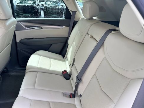 Certified 2023 Cadillac XT5 Premium Luxury AWD/4WD image 11