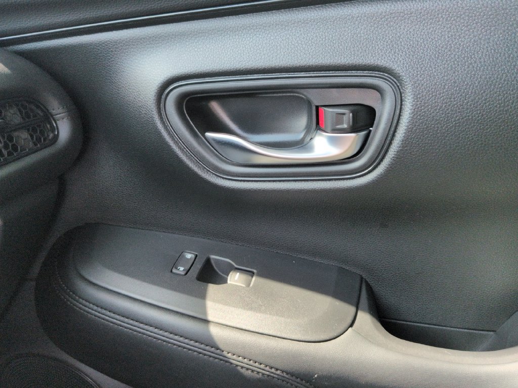 Used 2024 Honda HR-V LX image 24