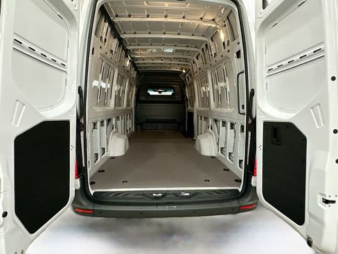 Used 2026 Mercedes-Benz Sprinter 2500 image 22
