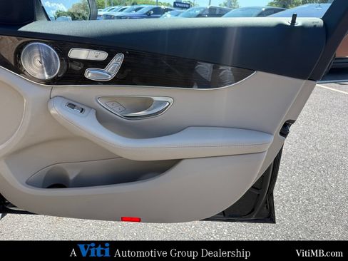 Used 2018 Mercedes-Benz C 300 4MATIC Sedan image 26