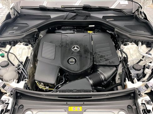 Certified 2025 Mercedes-Benz GLC 350e 4MATIC image 9