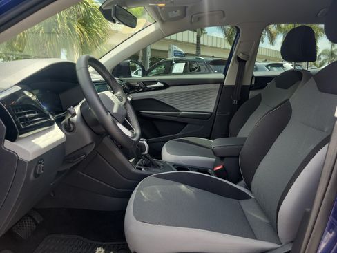 Certified 2024 Volkswagen Taos S FWD image 21