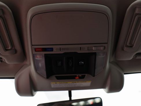 Used 2020 Subaru Forester Limited image 52
