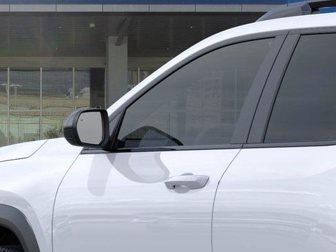 New 2027 Chevrolet Equinox RS w/ Convenience Package III FWD image 12