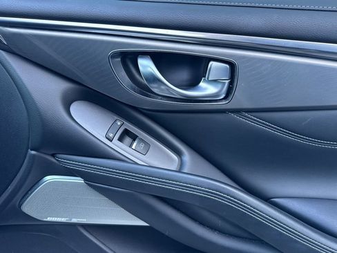 Used 2017 INFINITI Q60 3.0t w/ Premium Plus Package 3.0T image 17