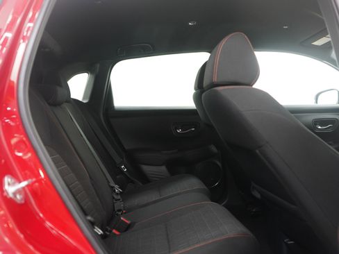 Used 2024 Honda HR-V Sport image 12