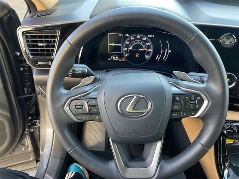 Used 2025 Lexus NX 250 FWD image 19