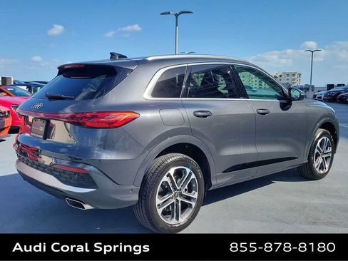 Certified 2025 Audi Q5 Premium Plus w/ Premium Plus AWD/4WD image 6