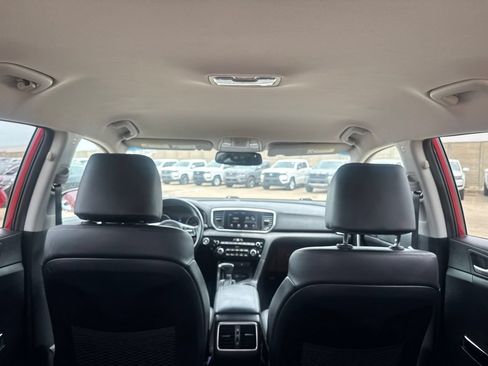 Used 2020 Kia Sportage EX FWD image 34