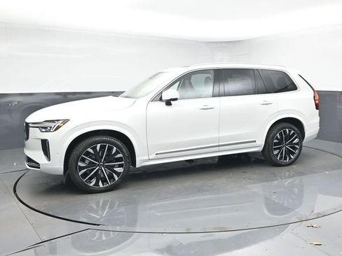 New 2026 Volvo XC90 B6 Ultra w/ Protection Package Premier image 4