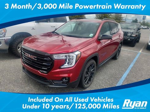 Used 2023 GMC Terrain SLT w/ Tech Package FWD image 1