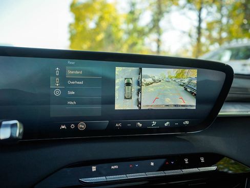 New 2026 Buick Enclave Sport Touring w/ Super Cruise Package image 26