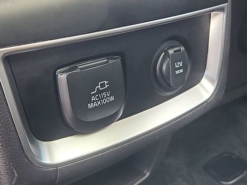 Used 2025 Kia Carnival SX Prestige FWD image 23