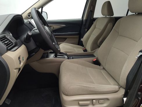 Used 2017 Honda Pilot EX image 17