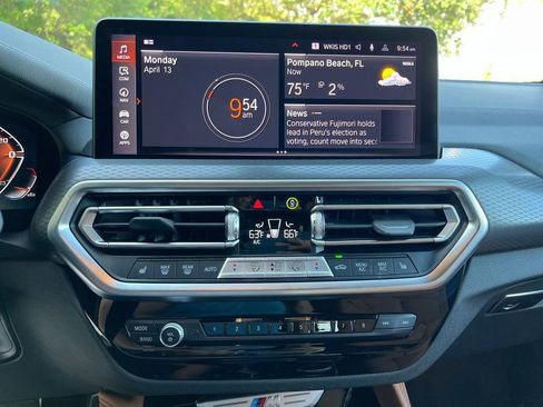 Used 2024 BMW X4 M40i w/ Premium Package AWD/4WD image 18
